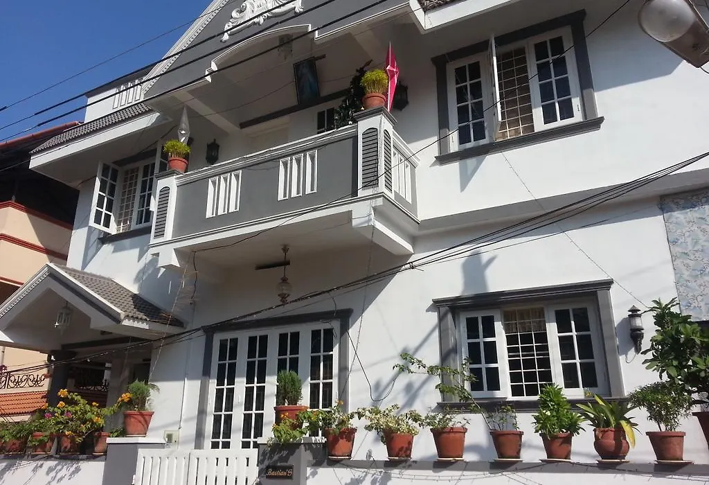 Gloria Homestay-1